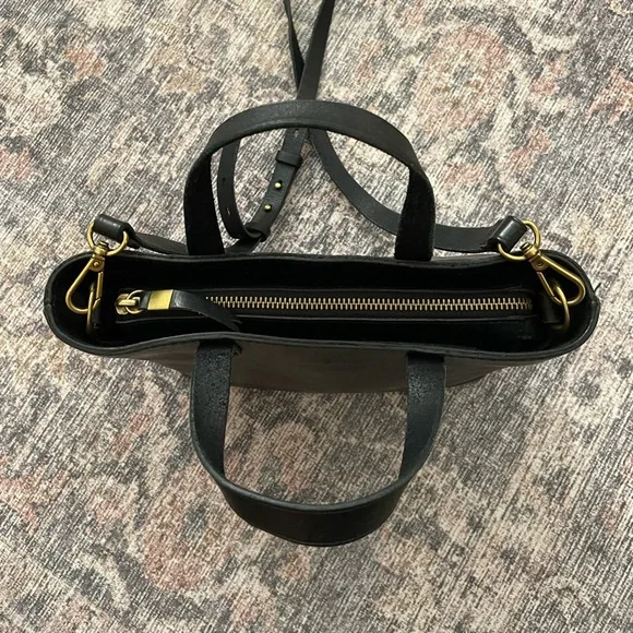 Madewell Crossbody Tote - Black Leather - Picture 5 of 11